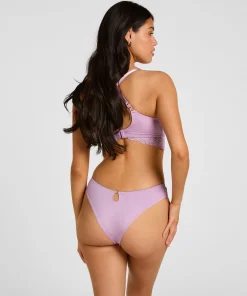Brazilian Andrea - Lila