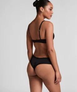 Brazilian in V-Form London - Schwarz