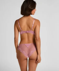 Brazilian Laila - Rosa