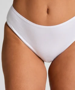 Brazilian mit hohem Beinausschnitt - Weiß
