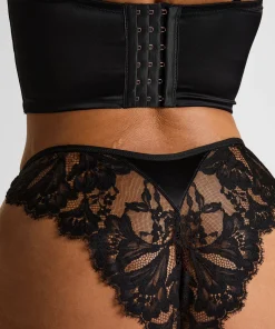 Grace Brazilian mit hohem Beinausschnitt - Schwarz