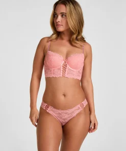 Hoch geschnittener Brazilian Aveline - Rosa