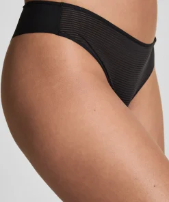 Invisible Brazilian Stripe Mesh - Schwarz