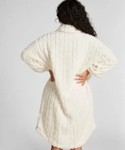Poncho aus Kabelstrick-Fleece - Weiß