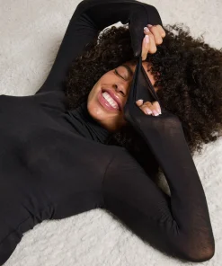 Super Soft Shirt aus Kaschmir-Mix mit Rollkragen - Schwarz
