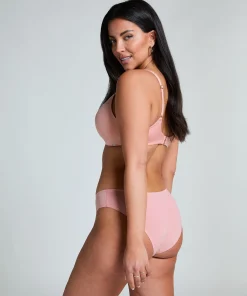 Unsichtbarer Brazilian - Rosa